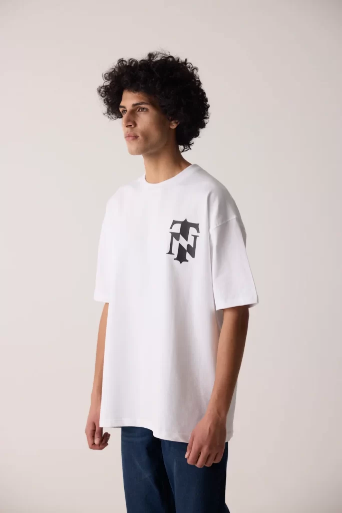 WHITE BASIC TSHIRT