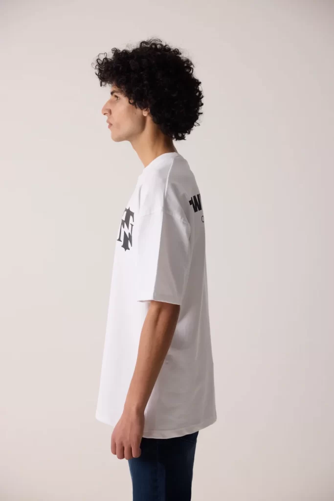 WHITE BASIC TSHIRT