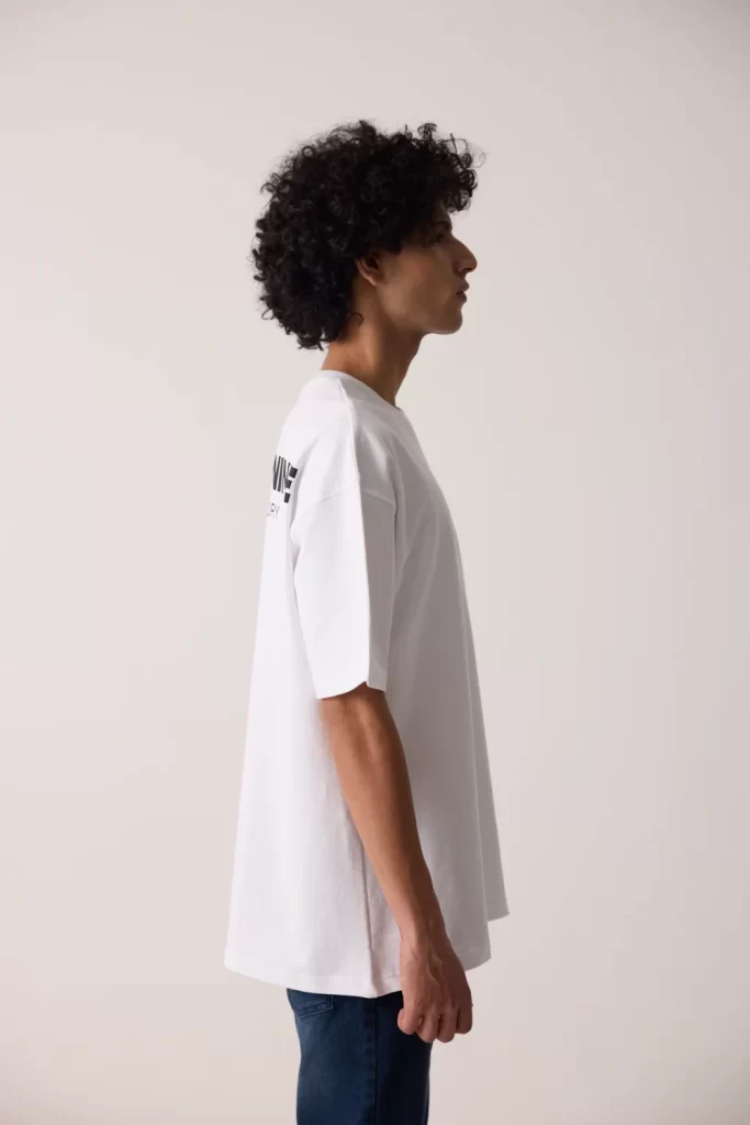 WHITE BASIC TSHIRT